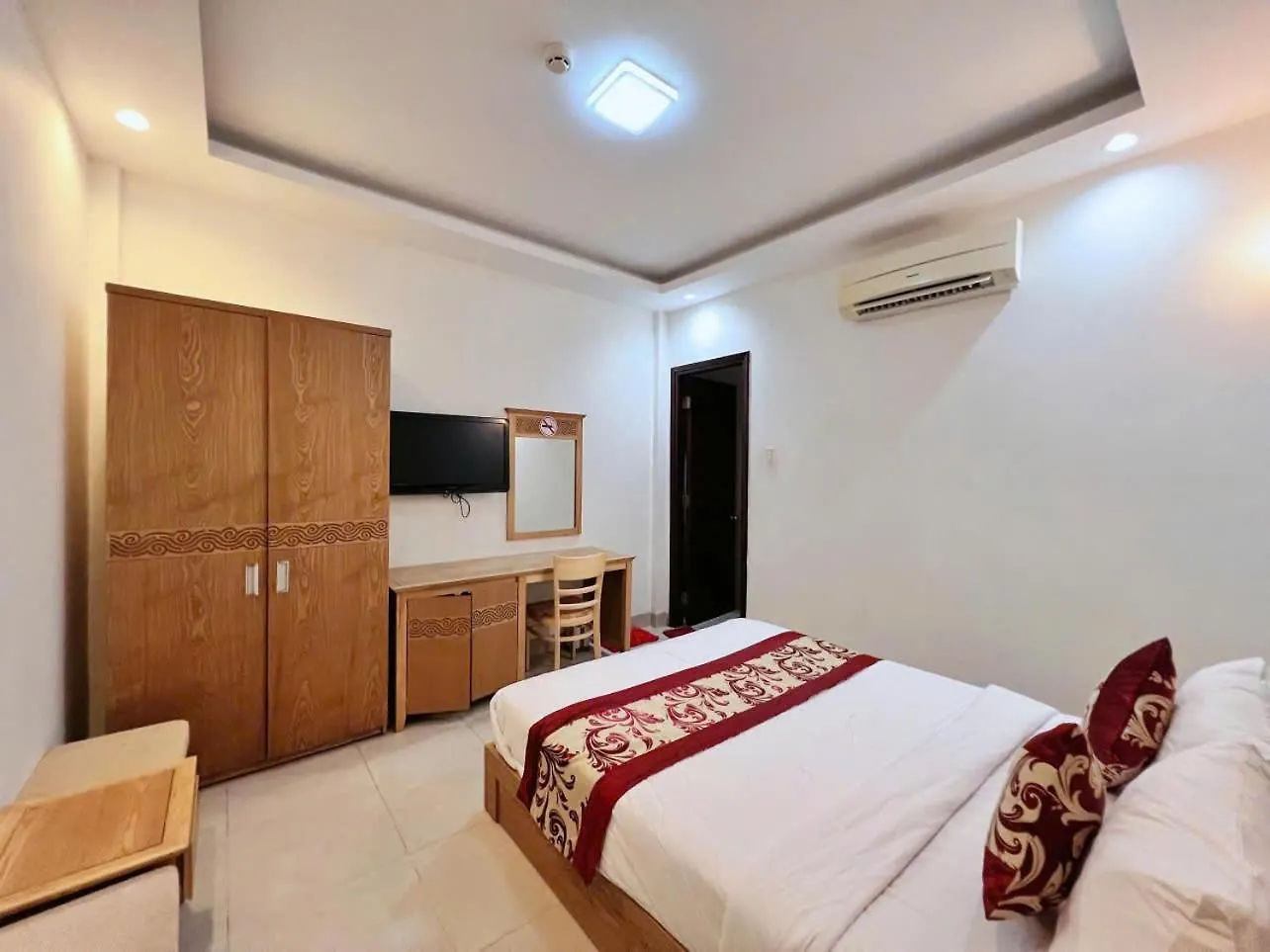 Sophia Sky Hotel Nha Trang 0*,  Vietnam
